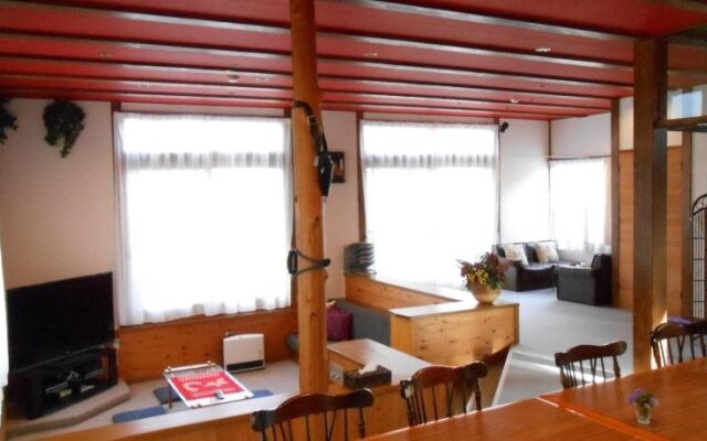 Villa Nugget Inn