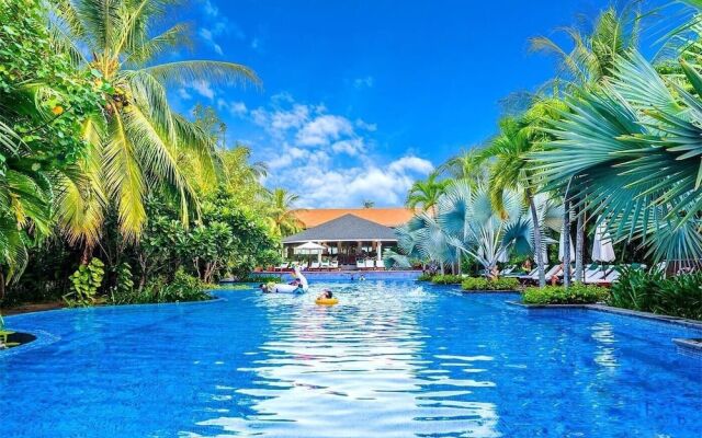 Luxury Pool Villas in Purama Villas