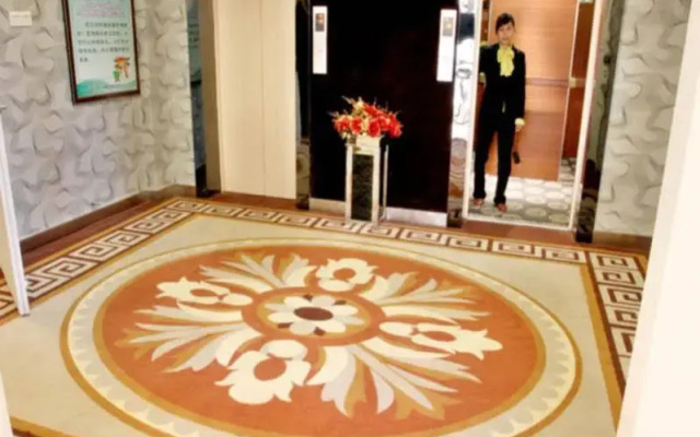 Jiujiang 168jingpin hotel
