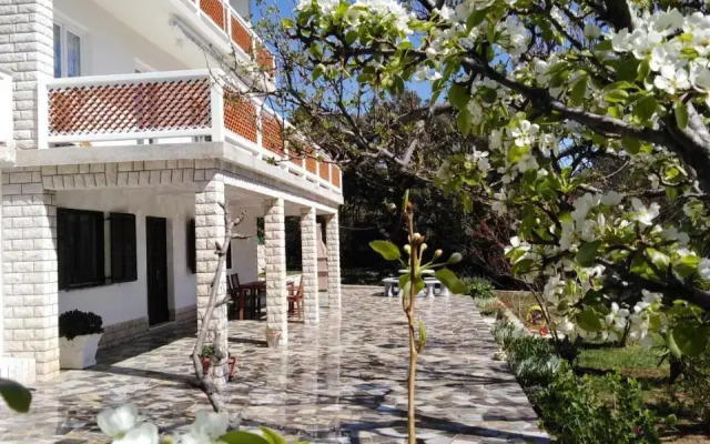 Milijana Apartments Rab