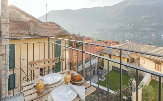 Pozzo Vertical Apartment With Garden and Parking by Rent all Como