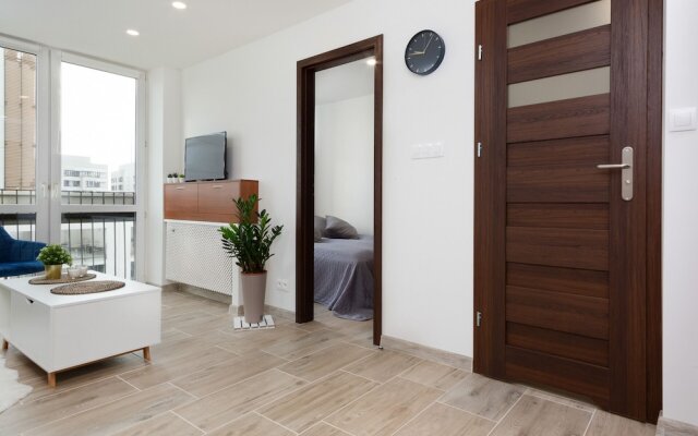 Business Apartment Grzybowska by Renters