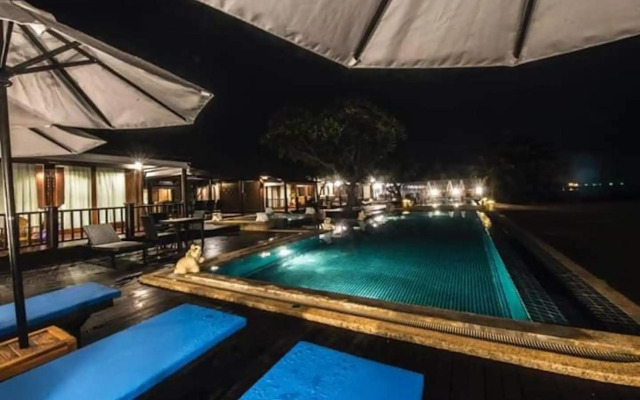 Amara Villa Khao Ka Lok