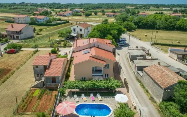 Andrea Comfortable Holiday Residence
