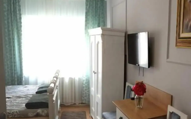 Villa Lucia Apartments & Rooms