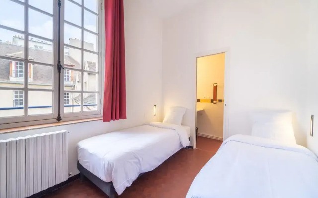 MIJE Fauconnier - Fourcy - Maubuisson - Hostel