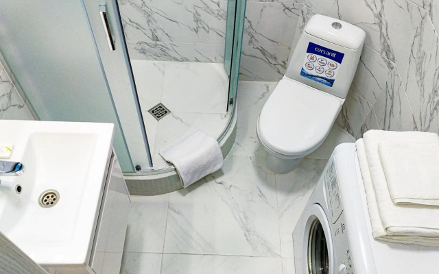 Белая студия на Южном вокзале