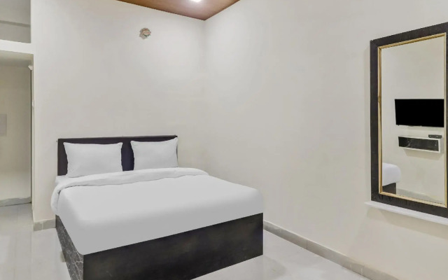 OYO 86527 Hotel Vijay Residency