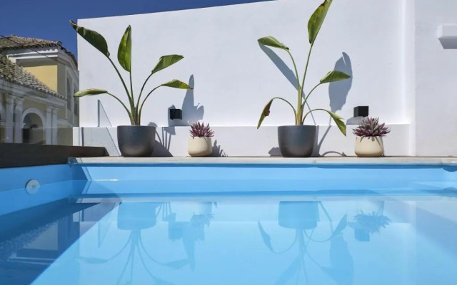 Sweet Sevilla Suites