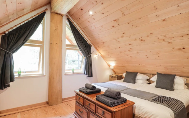 Pine Marten Lodge