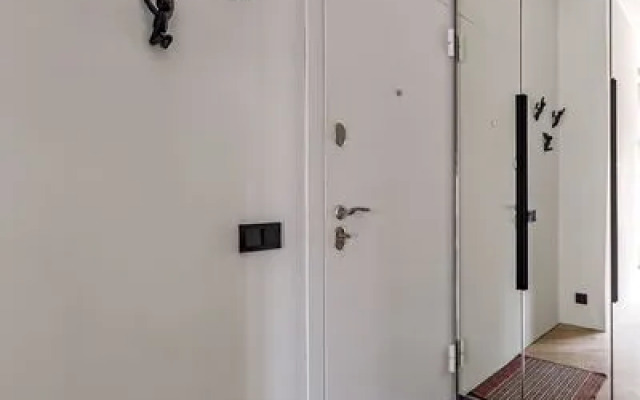 Апартаменты МаксРеалти24 на  Небесном б-р, д.1 к.1