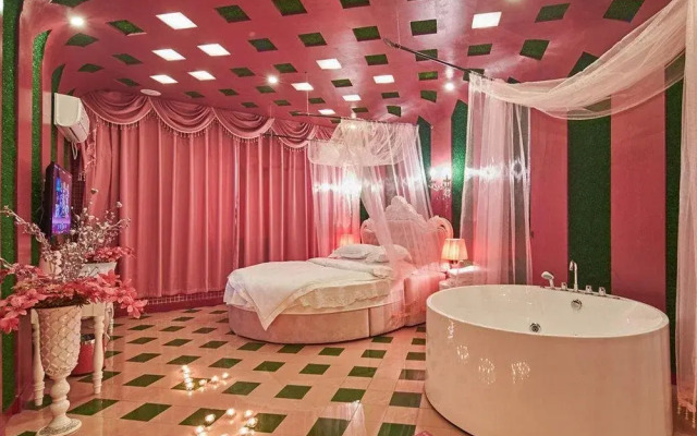 Wan Love Couple Hotel