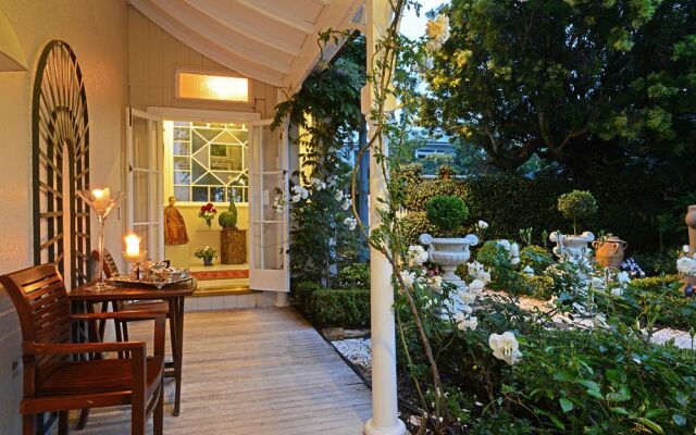 Cotter House Luxury Retreat