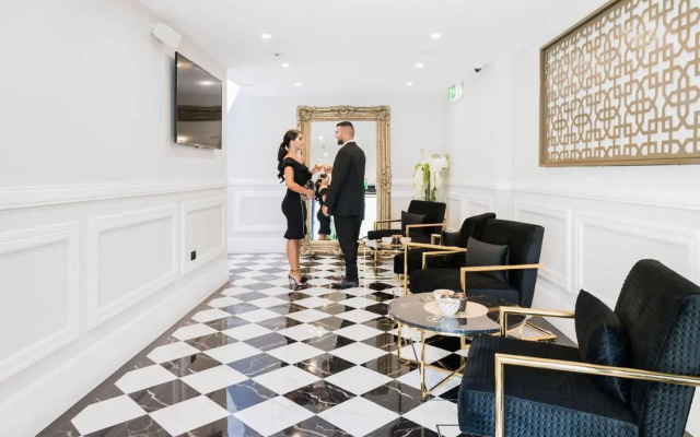 Gladius Hotel & Suites