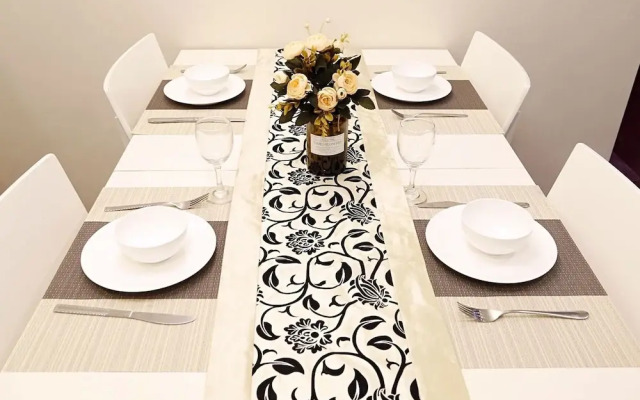 Beijing Sanlitun 2-Bedroom Spacious Apartment