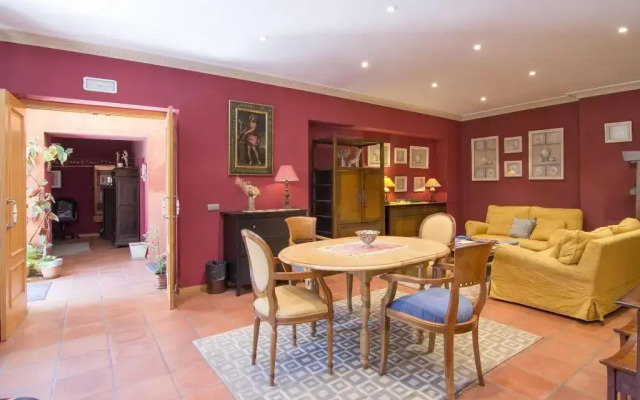 Hotel Sara De Ur