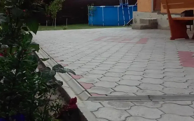 Na Shosseinoy Guest House