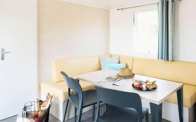 Camping les Tomasses