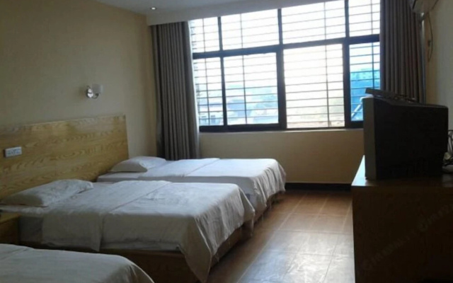 Macheng Fuhao Business Hotel – Guest Rooms – Huanggang