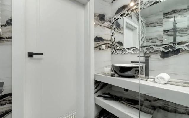 Elegant Studio in Kraków by Renters