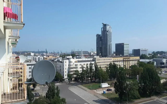 Słoneczny Skwer 13