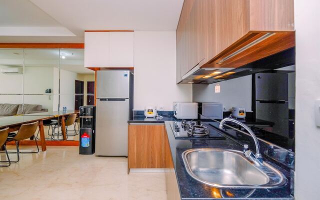 Elegant And Nice 2Br At L'Avenue Pancoran Apartment