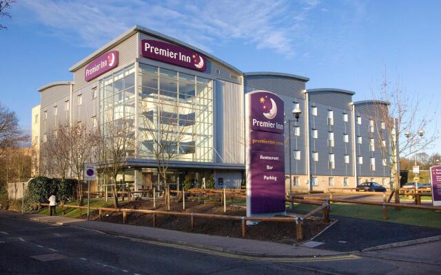 Premier Inn Watford Central