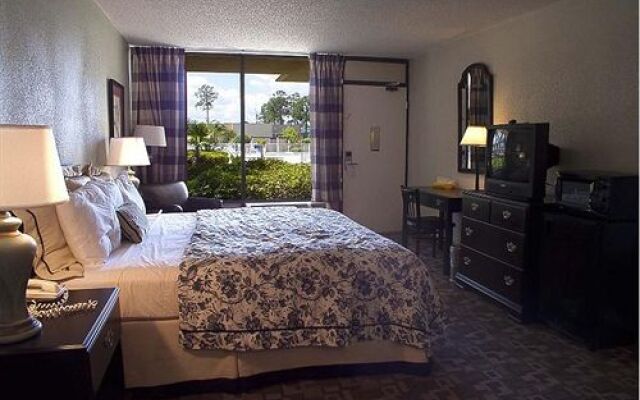 Springfield Hotel and Suites