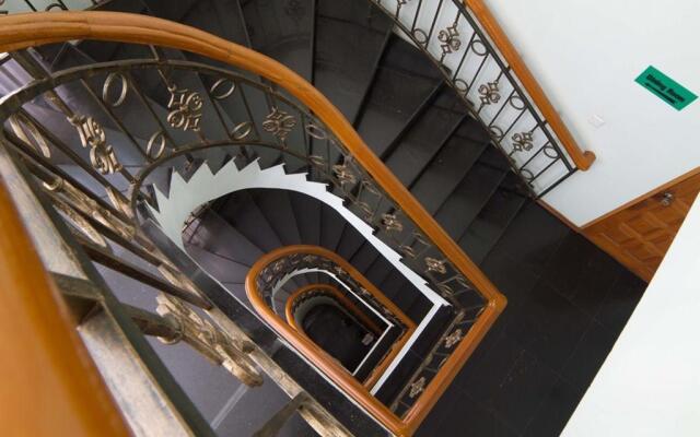 Majesty Hotel
