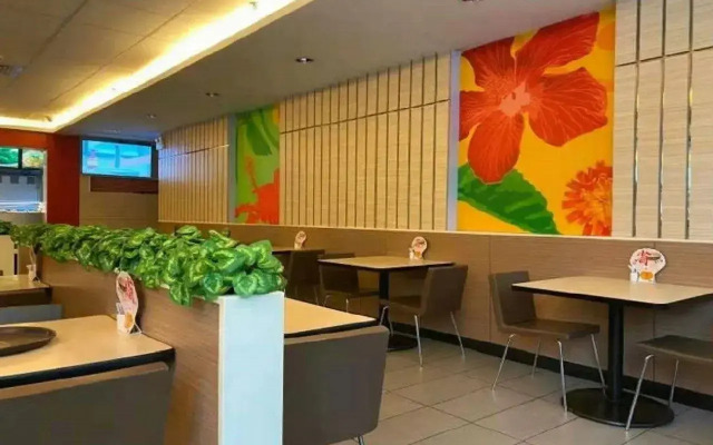 Vienna hotel Shenzhen Dongmen Old Street