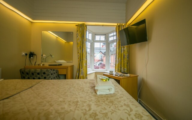 Old Kings Arms Hotel