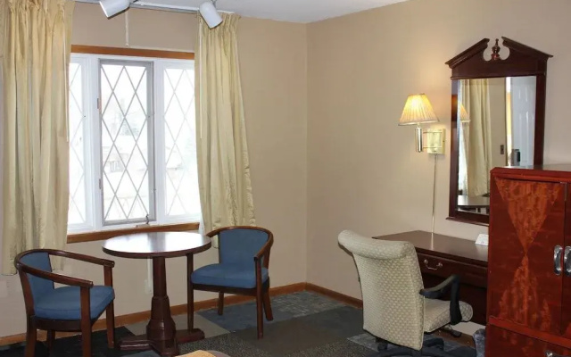 Americas Best Value Inn Oskaloosa