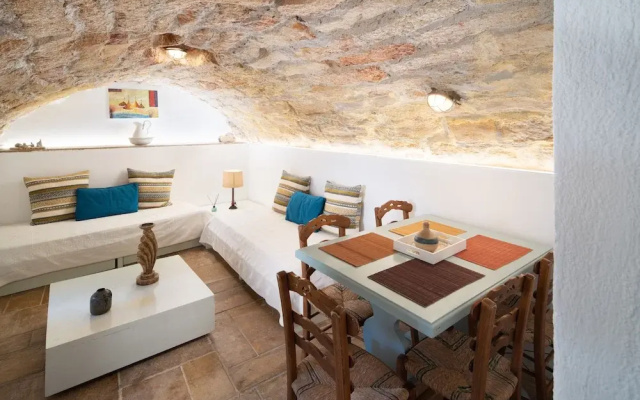 Menexes Suites Monemvasia