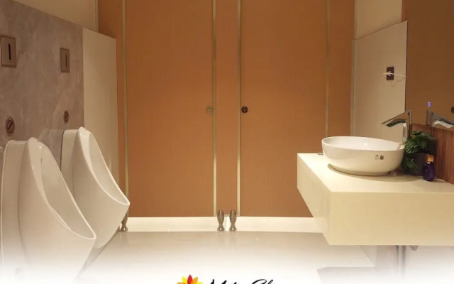 Sakura Capsule Hotel Cebu