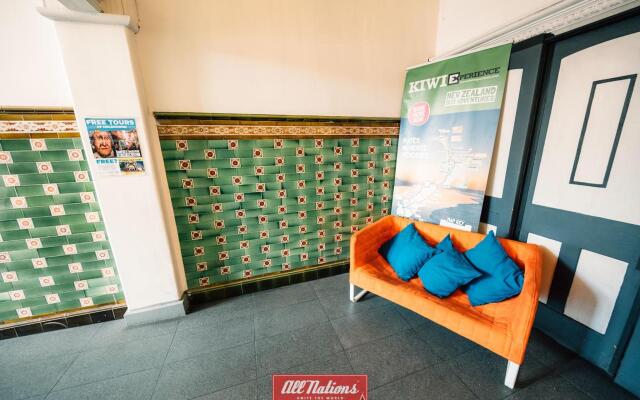 Nomads All Nations - Hostel