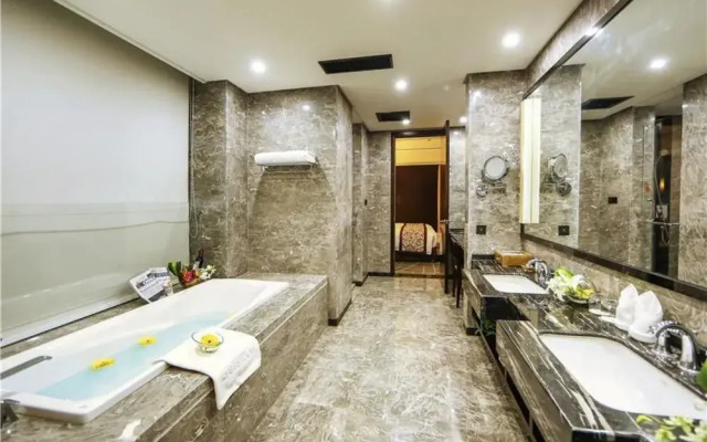 Regis JOY International Hotel
