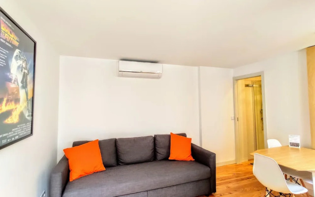 Bombarda Cinema Apartments