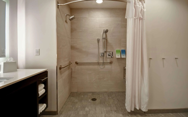 Home2 Suites by Hilton Los Angeles Montebello