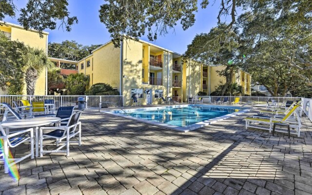 Central Mary Esther Condo 5 Mi to Okaloosa Island!