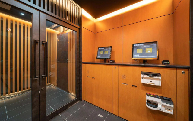 WELLSTAY Shinsekai Wakyo