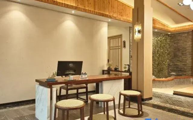 Sanshan Island Lushan Dexu Homestay