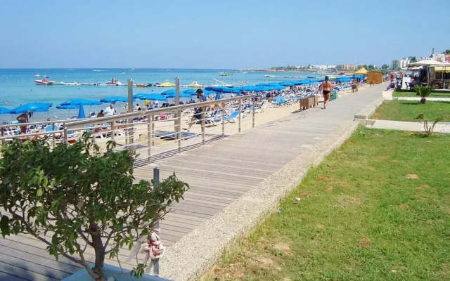 Maouris Hotel Apartments
