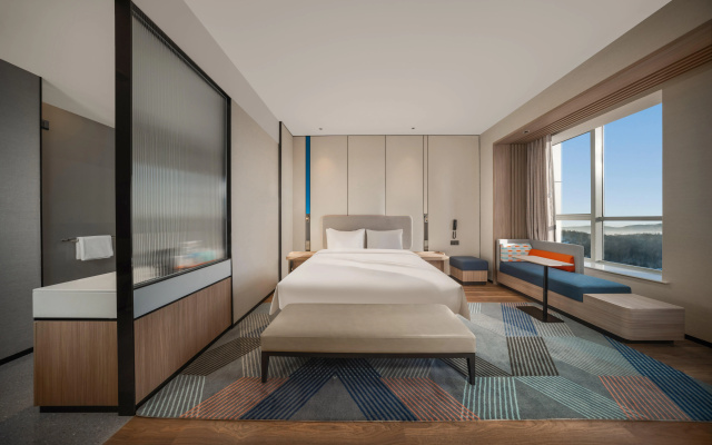 Holiday Inn Express Liaoyuan Economic Development Zone by IHG – Guest Rooms – Longshan