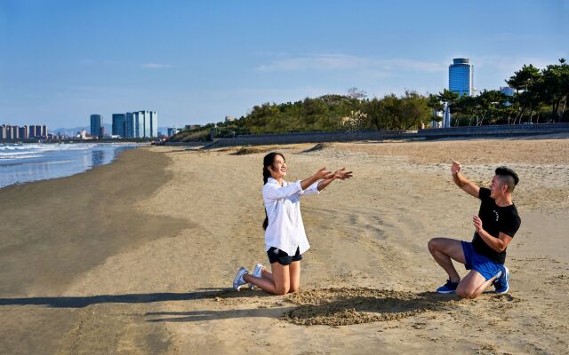 Crowne Plaza Yantai Seaview, an IHG Hotel