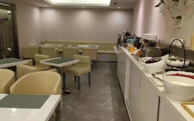 Zsmart Hotel