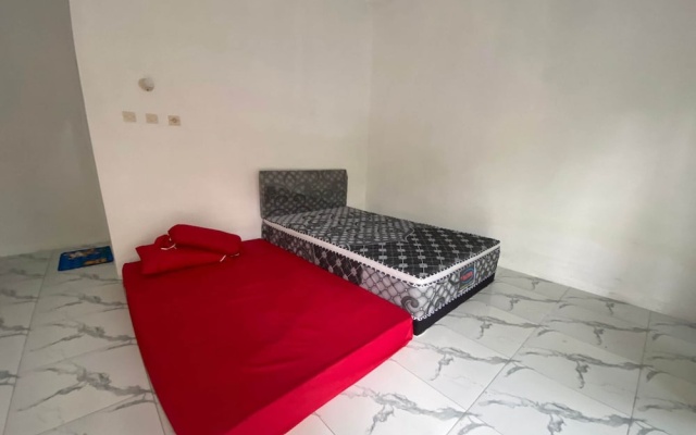 OYO 93440 Warde Hotel Near Sae Restaurant – Guest Rooms – Kuripan