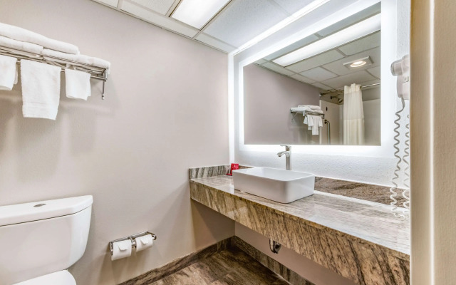 SureStay Plus Hotel by Best Western McGuire AFB Jackson