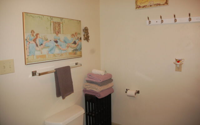 Summerhill Manor Bed and Breakfast and Tea Room