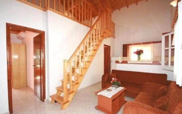Kiki Apartments