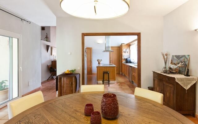 Villa With 4 Bedrooms in Llucmajor, With Wonderful sea View, Private P